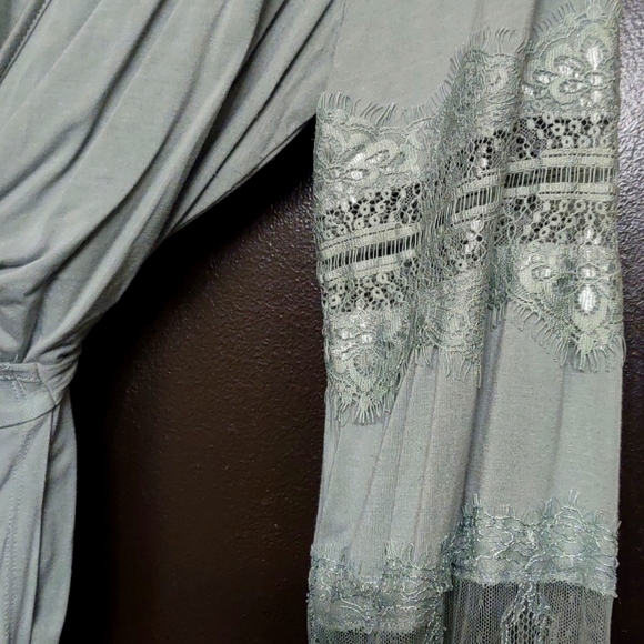 Beautiful Wrap Top - Laced Bell Sleeves - Picture 3 of 8